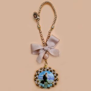 BH127 MEDALLÓN RESINA C/CIRCONIAS