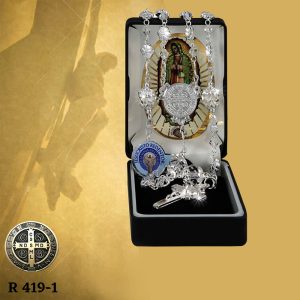 R419-1 ROSARIO CRISTAL #6 C/LENTEJA FLOR METÁLICA PLATA